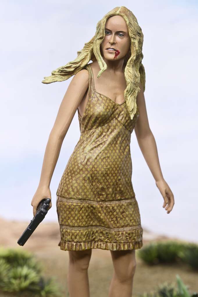 Pre-Order: Rob Zombie's The Devil’s Rejects - Baby Firefly (Brown Dress) Actionfigur 18cm NECA 2026