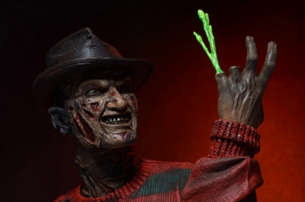 Pre-Order: Nightmare On Elm Street - Ultimate Freddy Krueger Actionfigur 18cm NECA 2025 RE-RUN