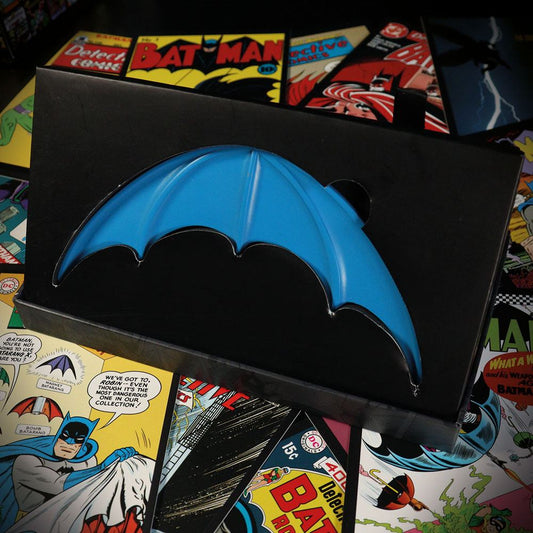 DC Comics: Batman Retro - Batarang Replik Limited Edition 18cm FaNaTtiK