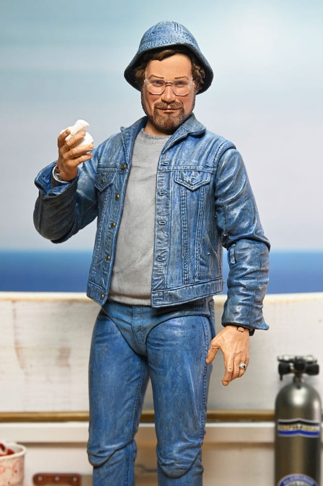Pre-Order: Jaws: Der weiße Hai – Ultimate Matt Hooper (Amity Arrival) 50th Anniversary Actionfigur 18cm NECA 2025