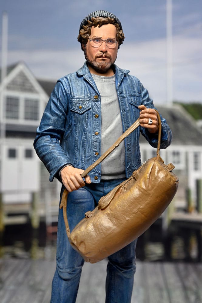 Pre-Order: Jaws: Der weiße Hai – Ultimate Matt Hooper (Amity Arrival) 50th Anniversary Actionfigur 18cm NECA 2025