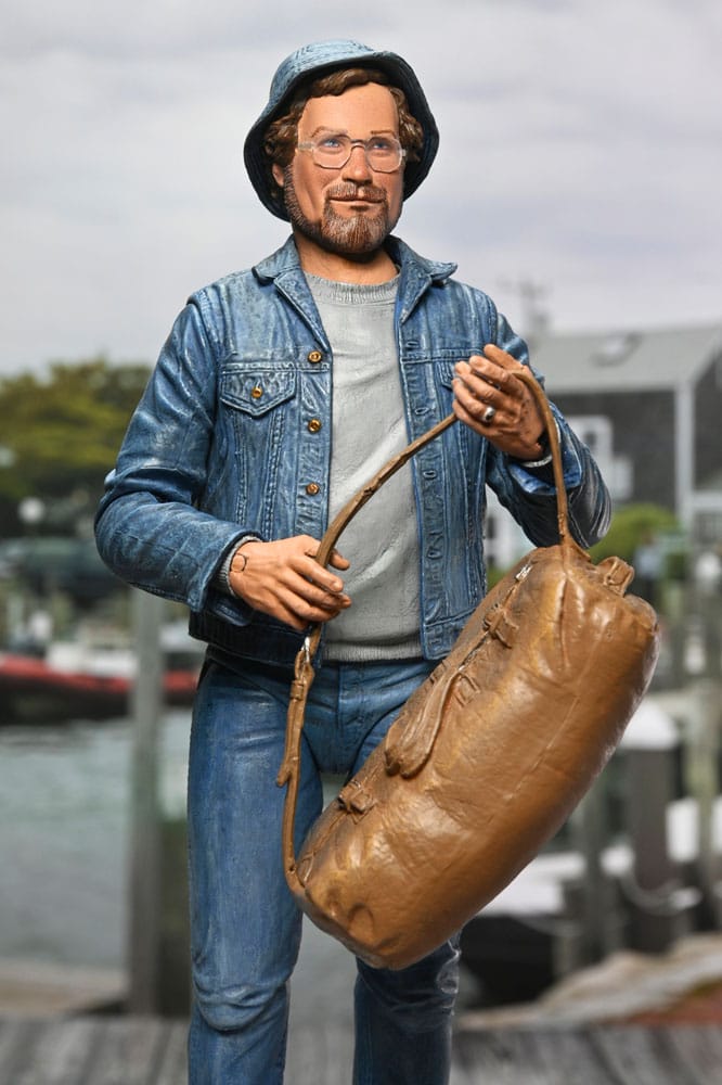 Pre-Order: Jaws: Der weiße Hai – Ultimate Matt Hooper (Amity Arrival) 50th Anniversary Actionfigur 18cm NECA 2025
