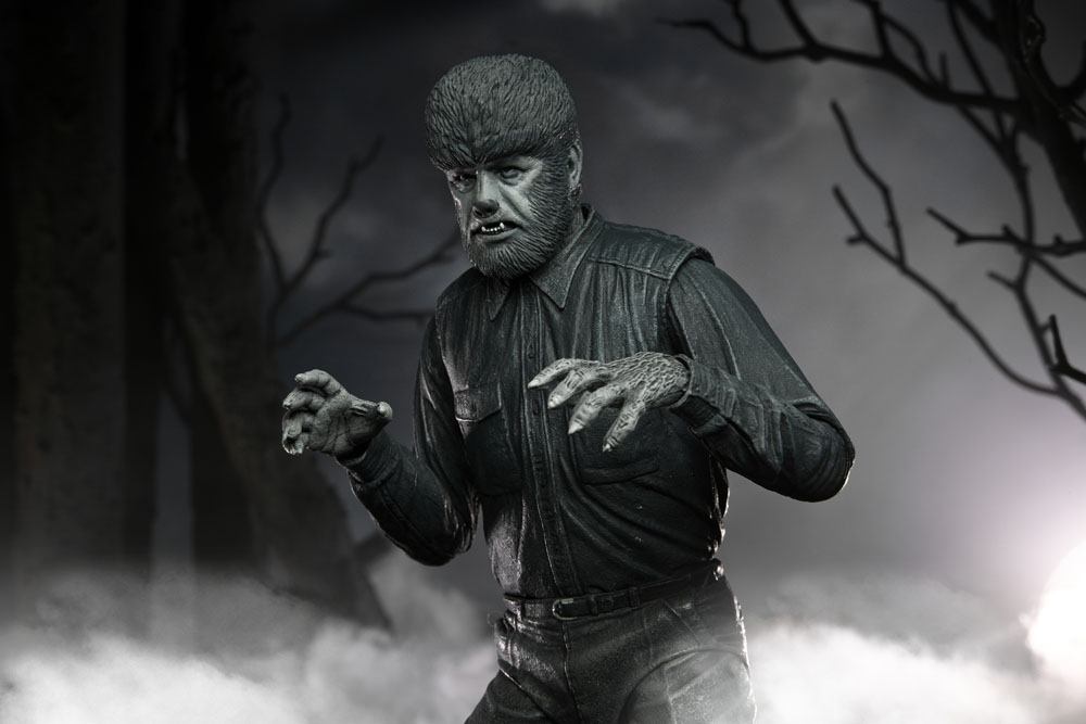 Universal Monsters - Ultimate The Wolf Man (Black & White) Actionfigur 18cm NECA 2022