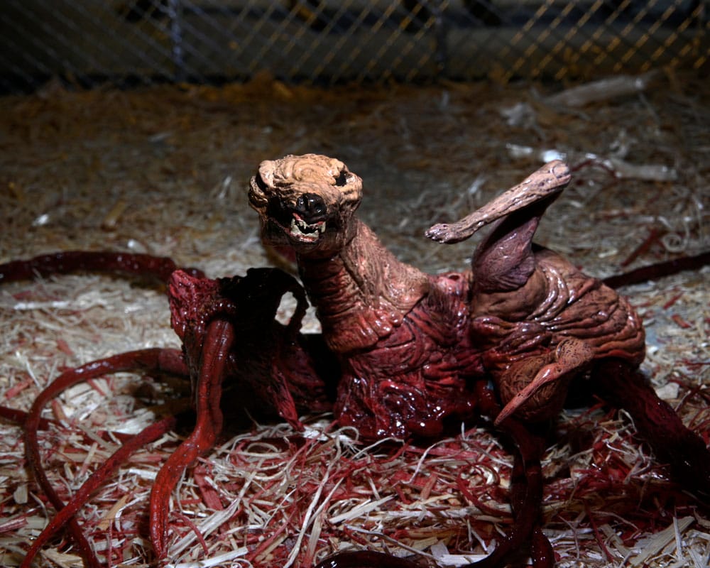 The Thing - Deluxe Ultimate Dog Creature Actionfigur 18cm NECA 2023