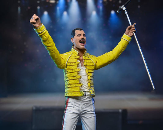 Queen - Freddie Mercury (Yellow Jacket) Magic Tour 1986 Actionfigur 18cm NECA 2023