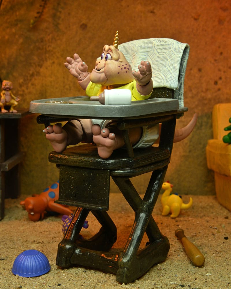 Die Dinos Dinosaurs - Ultimate Baby Sinclair Actionfigur 18cm NECA 2023