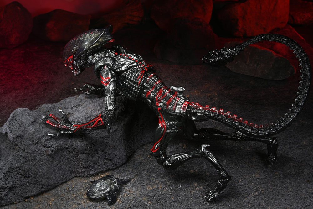 Aliens - Night Cougar Alien (Kenner Tribute) Actionfigur 23cm NECA 2022