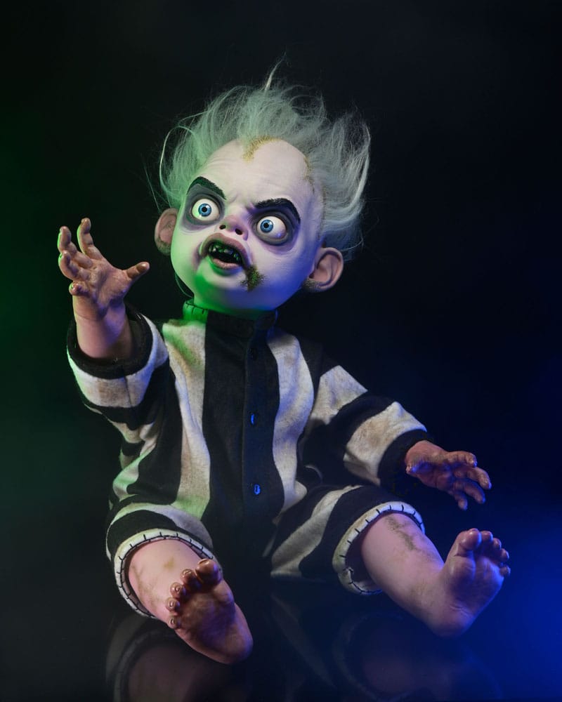 Pre-Order: Beetlejuice Beetlejuice - Baby Beetlejuice Puppe 49cm Prop Replik 1/1 NECA 2024