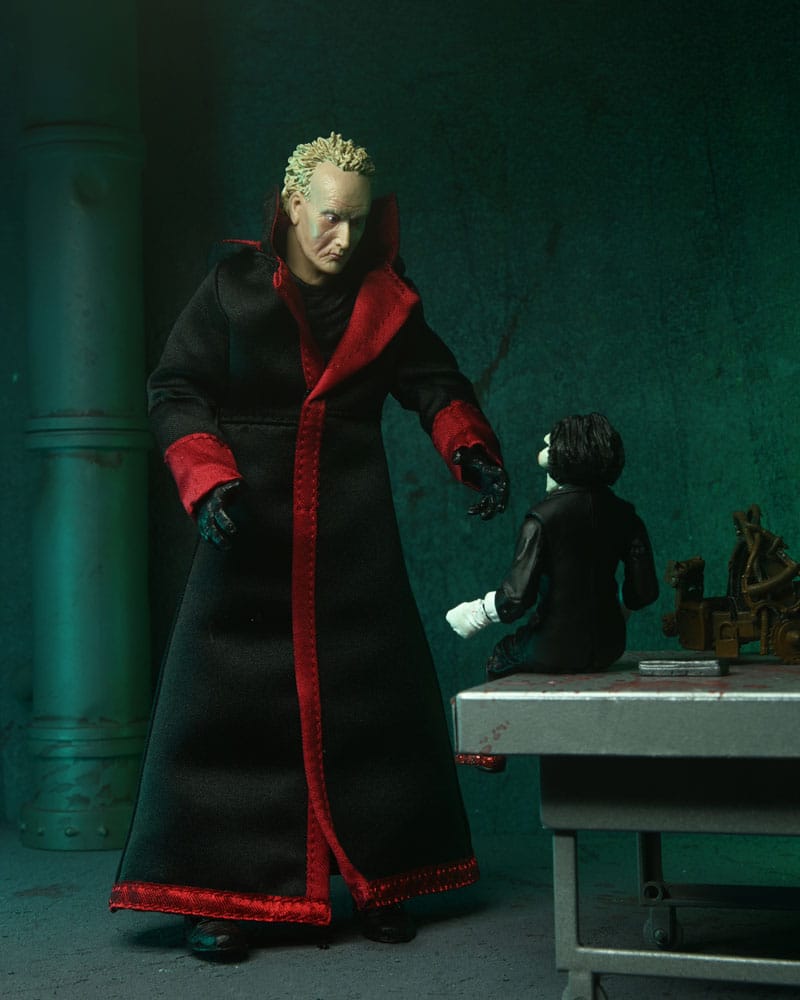 Pre-Order: Saw - Ultimate Jigsaw Killer (Black Robe) Actionfigur 18cm NECA 2024