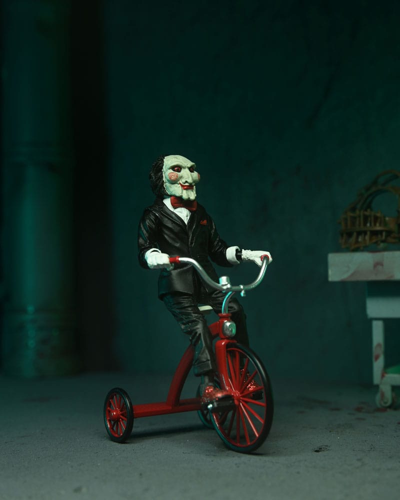 Pre-Order: Saw - Ultimate Jigsaw Killer (Black Robe) Actionfigur 18cm NECA 2024