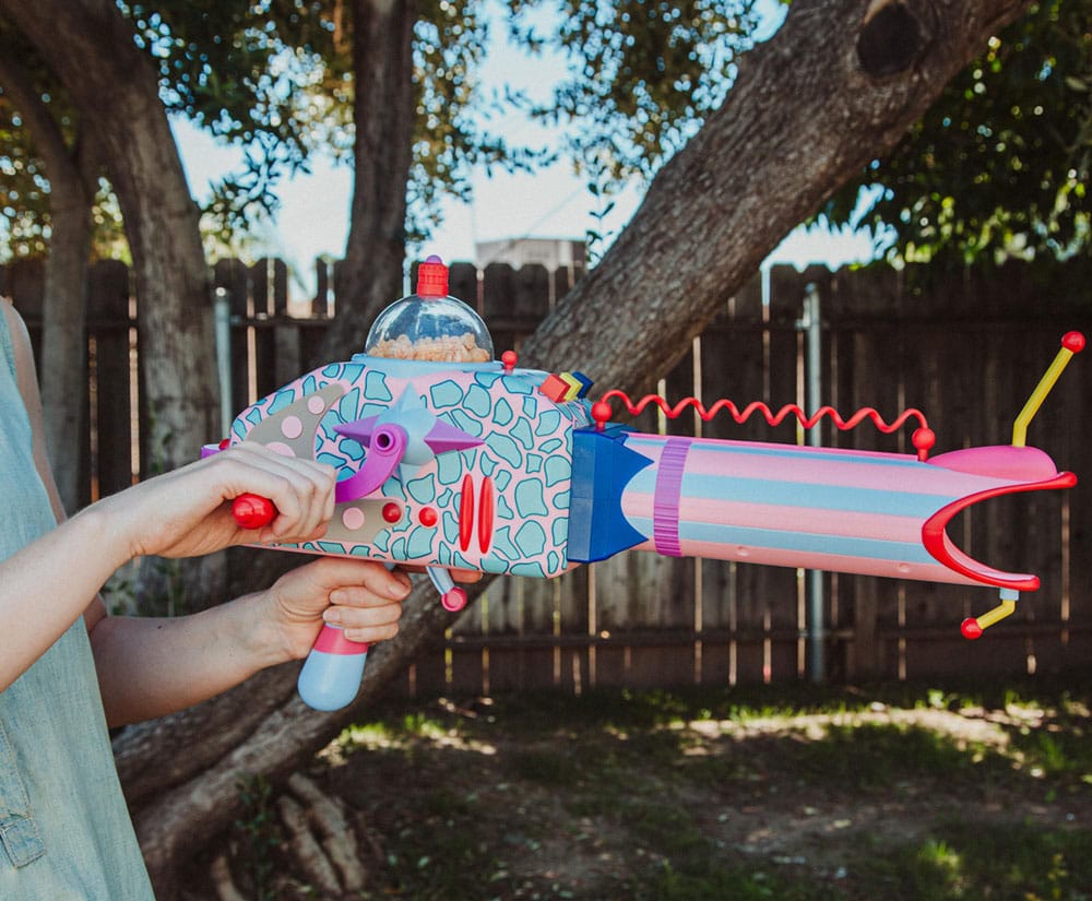 Killer Klowns From Outer Space - Bazooka 64cm Prop Replik 1/1 Syndicate Collectibles
