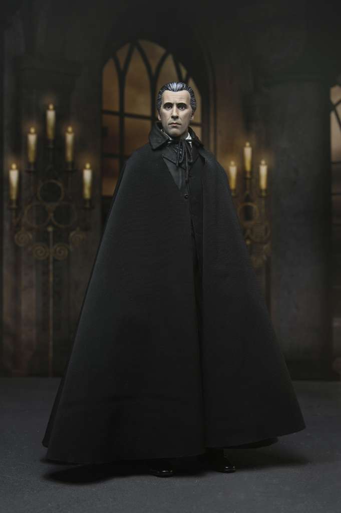 Pre-Order: Horror of Dracula (1958) - Ultimate Count Dracula Actionfigur 18cm NECA 2024