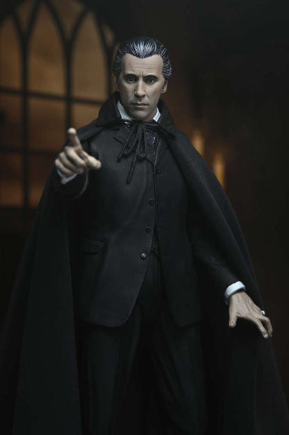 Pre-Order: Horror of Dracula (1958) - Ultimate Count Dracula Actionfigur 18cm NECA 2024