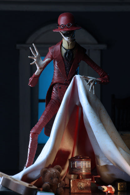 Pre-Order: The Conjuring Universe - Ultimate Crooked Man Actionfigur 18cm NECA 2020 RE-RUN