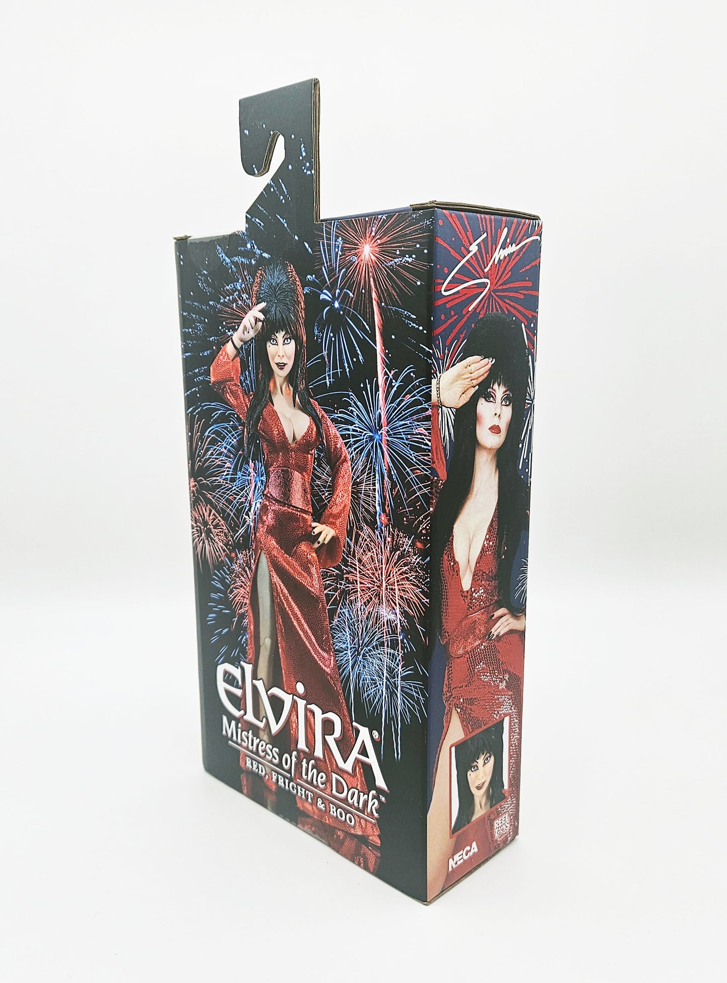 Elvira - Mistress of the Dark (Red, Fright and Boo) Clothed Actionfigur 20cm NECA 2023