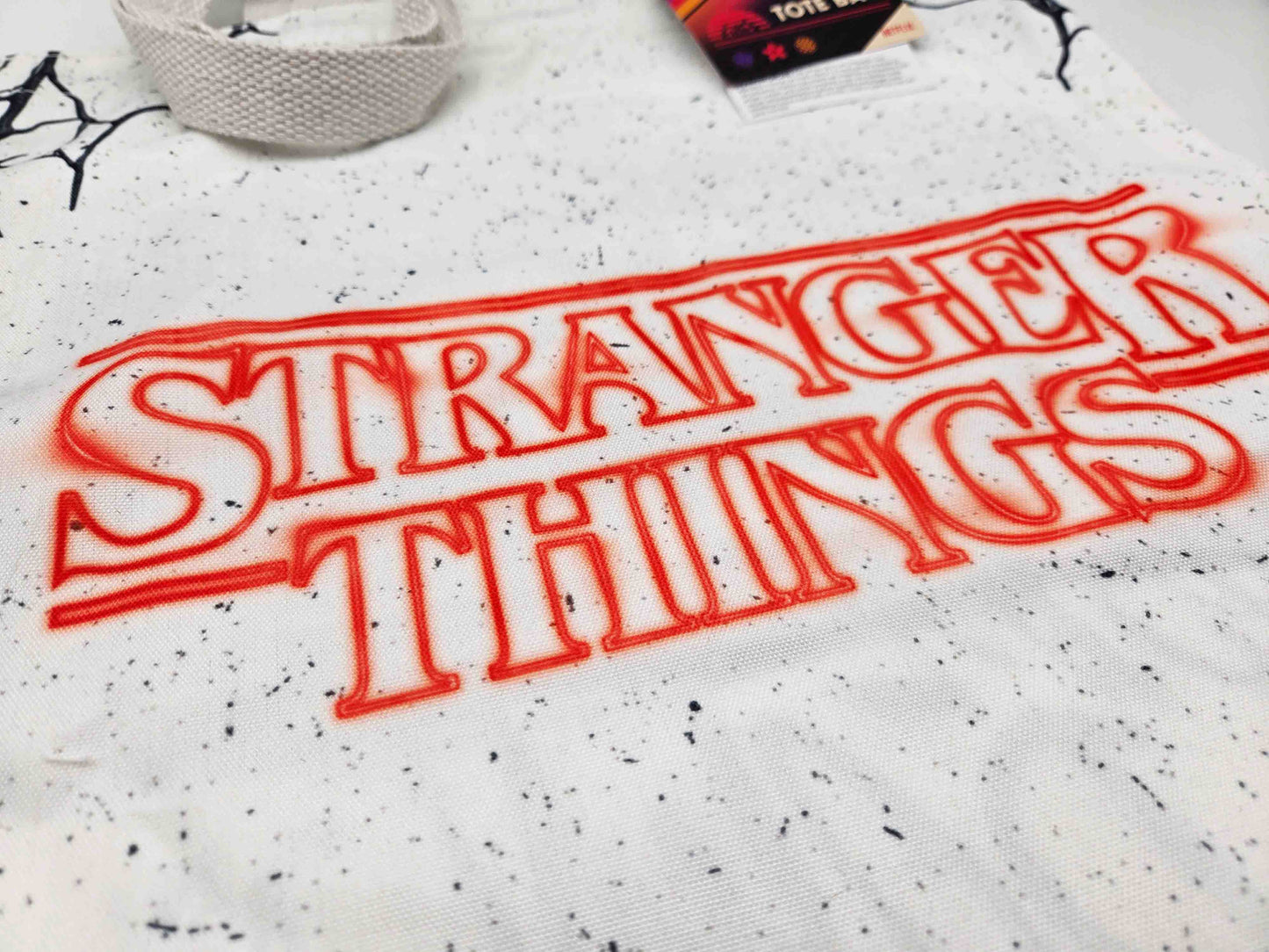 Stranger Things - Upsidedown Tragetasche Konix 2025