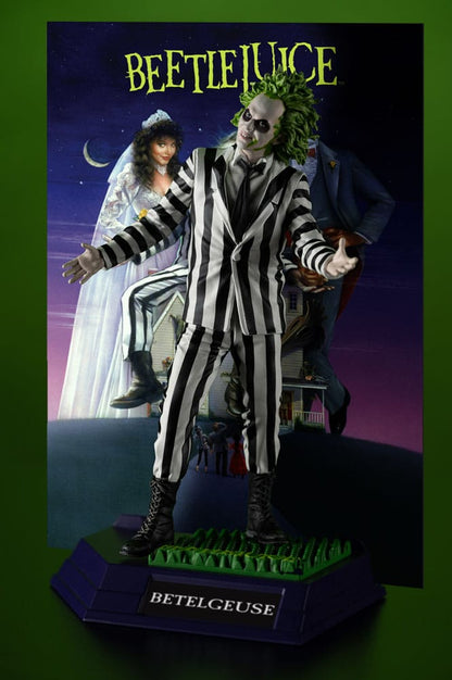 Pre-Order: Movie Maniacs Beetlejuice Beetlejuice - Beetlejuice (Striped Suit) PVC Statue 15cm McFarlane 2025