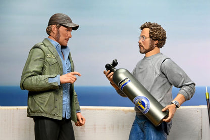 Pre-Order: Jaws: Der weiße Hai  – Ultimate Matt Hooper (Amity Arrival) 50th Anniversary Actionfigur 18cm NECA 2025