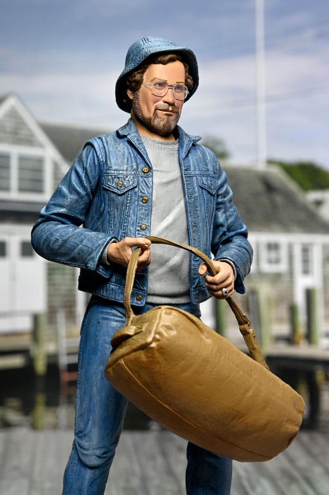 Pre-Order: Jaws: Der weiße Hai  – Ultimate Matt Hooper (Amity Arrival) 50th Anniversary Actionfigur 18cm NECA 2025