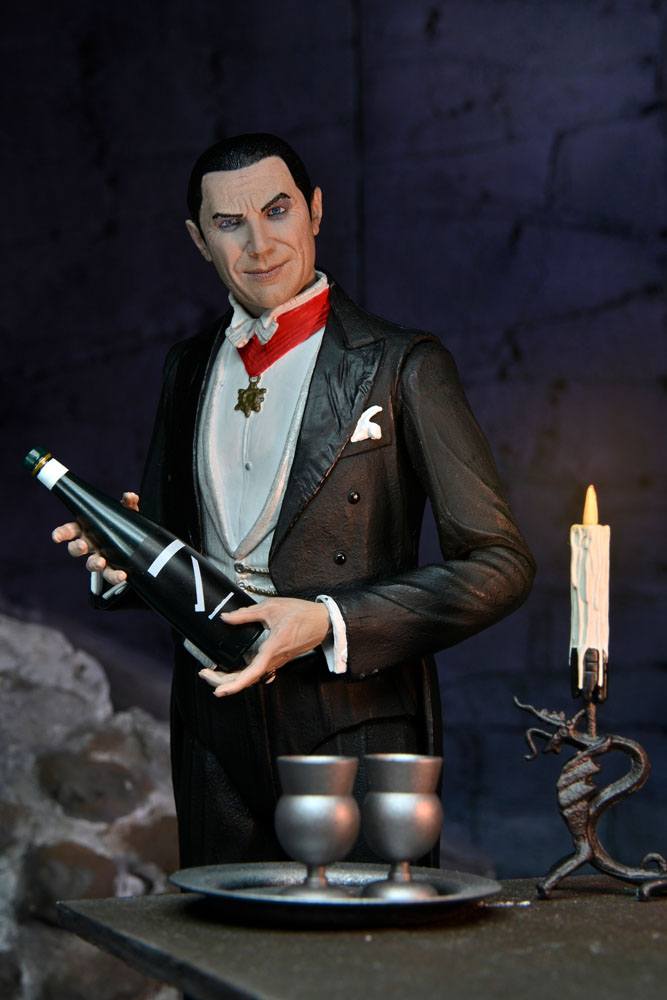Pre-Order: Universal Monsters: Ultimate Dracula (Transylvania) Actionfigur 18cm NECA 2023 RE-RUN