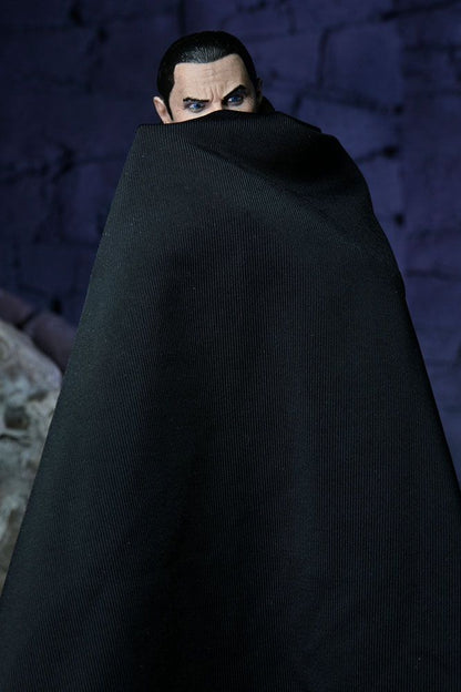Pre-Order: Universal Monsters: Ultimate Dracula (Transylvania) Actionfigur 18cm NECA 2023 RE-RUN