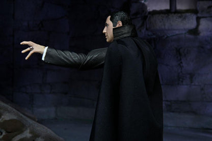 Pre-Order: Universal Monsters: Ultimate Dracula (Transylvania) Actionfigur 18cm NECA 2023 RE-RUN