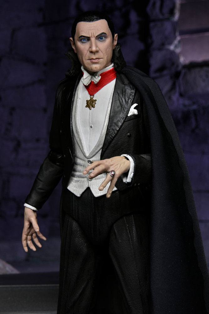 Pre-Order: Universal Monsters: Ultimate Dracula (Transylvania) Actionfigur 18cm NECA 2023 RE-RUN