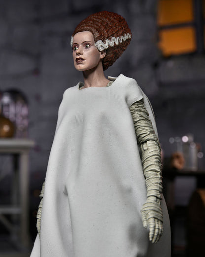 Universal Monsters - Bride of Frankenstein (Color) Actionfigur 18cm NECA 2023