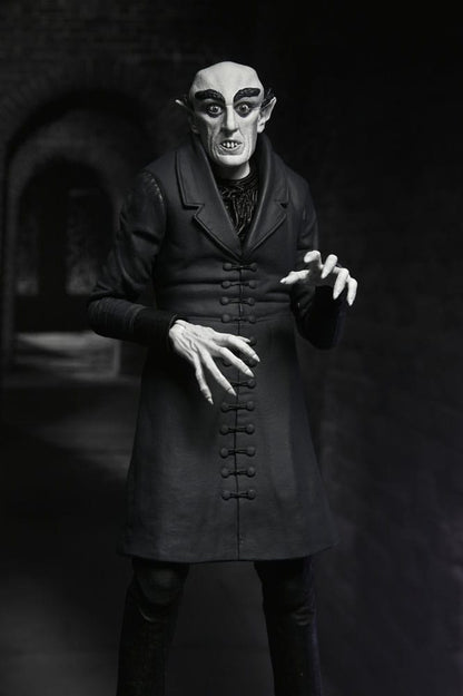 Pre-Order: Nosferatu (1922 Movie) - Ultimate Graf Orlok (Black & White) Actionfigur 18cm NECA 2025