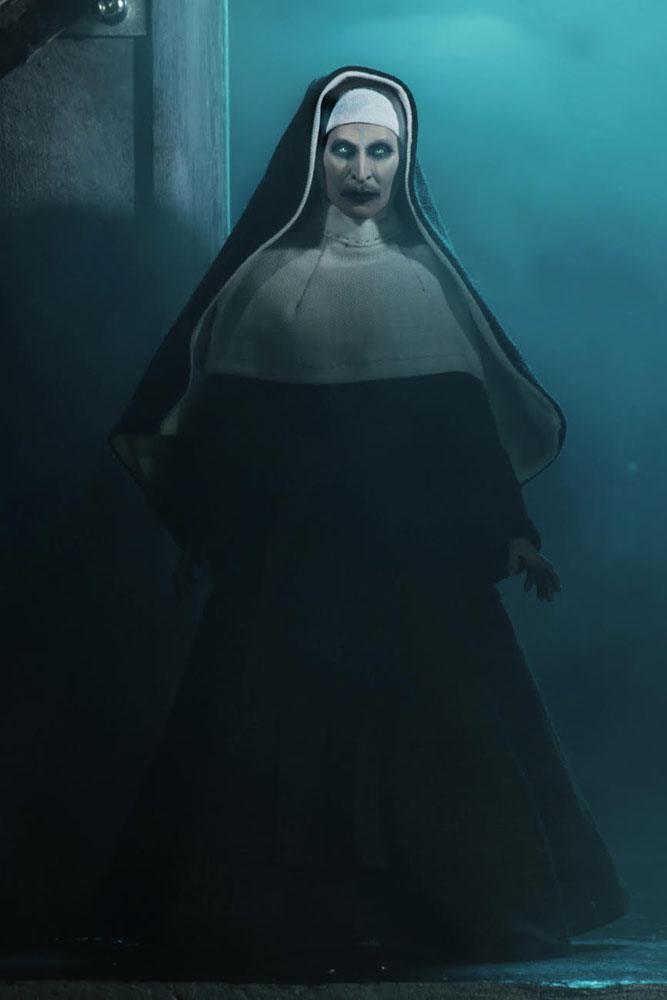 The Conjuring Universe: Valak (The Nun) Clothed Actionfigur 20cm NECA 2020