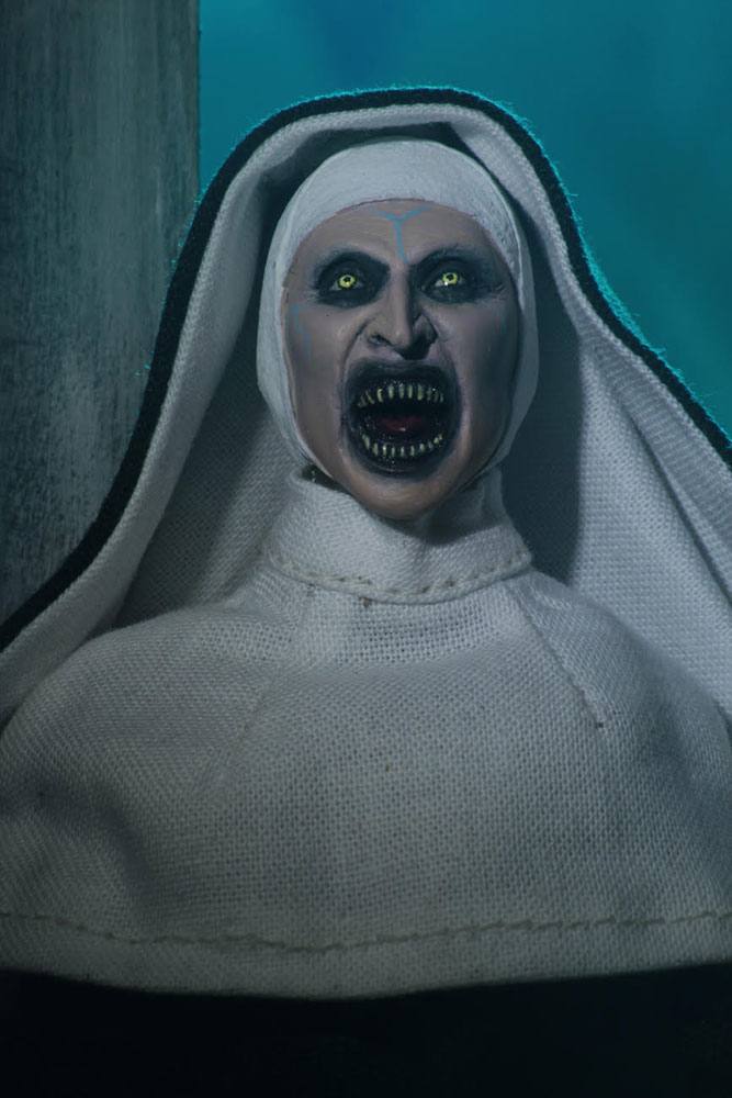 The Conjuring Universe: Valak (The Nun) Clothed Actionfigur 20cm NECA 2020