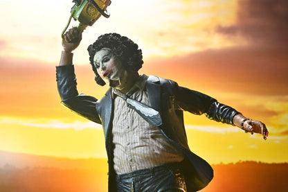 Pre-Order: The Texas Chainsaw Massacre – Leatherface (Pretty Woman Mask) 50th Anniversary Actionfigur 18cm NECA 2025