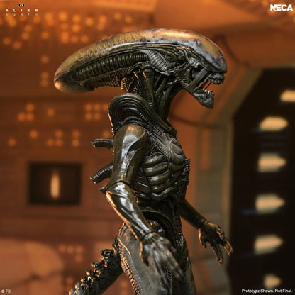 Alien: Earth - Ultimate Wendy's Xenomorph Actionfigur 18cm NECA 2026