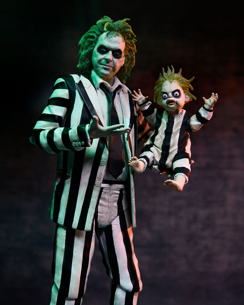 Pre-Order: Beetlejuice Beetlejuice - Ultimate Beetlejuice (Striped Suit) Actionfigur 18cm NECA 2025