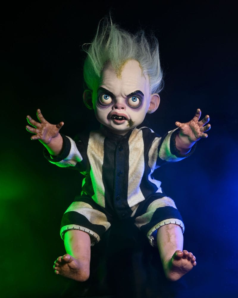 Pre-Order: Beetlejuice Beetlejuice -Baby Beetlejuice Puppe 49 cm Prop Replik 1/1 NECA 2024